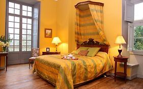 Chateau De Montriou